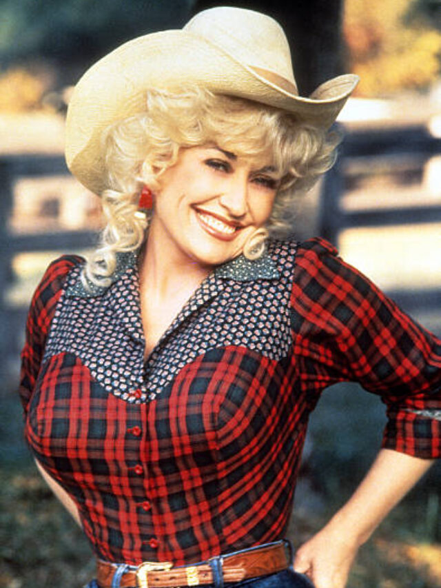 Singer and Philanthropist Dolly Parton gets $100m award from Amazon founder Jeff Bezos