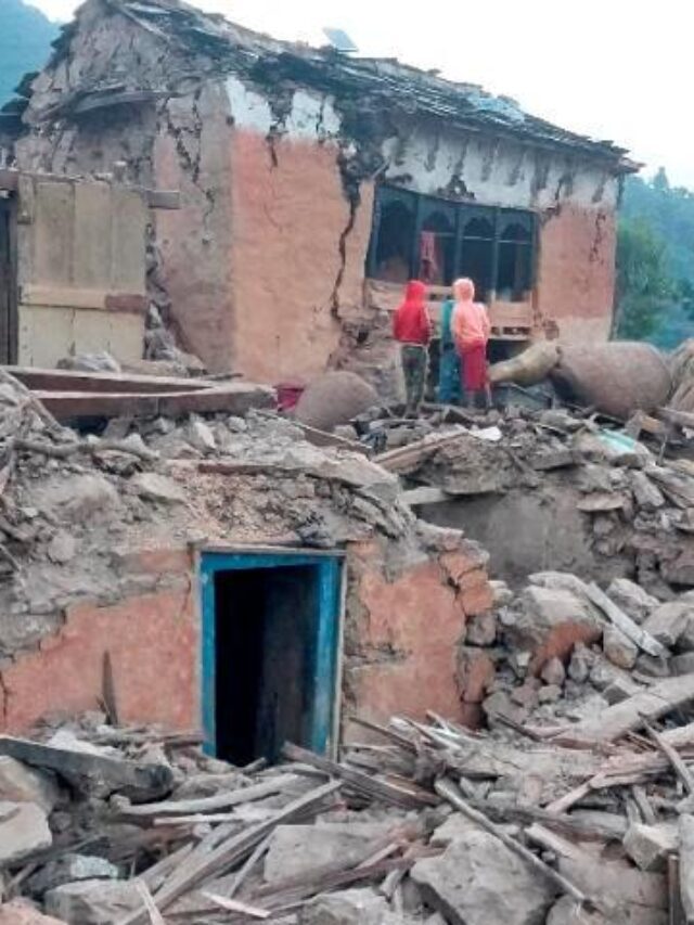 Earthquake in Delhi-NCR, Uttarakhand, Nepal Today Strong tremors of earthquake